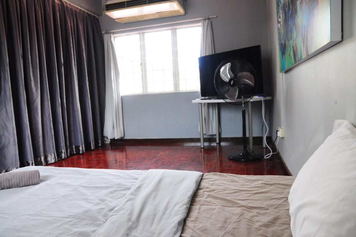 Grayhaus Spacious Bungalow & Garden Villa - Ss3 Petaling Jaya, Near Sunway - Stay Only No Events Zewnętrze zdjęcie
