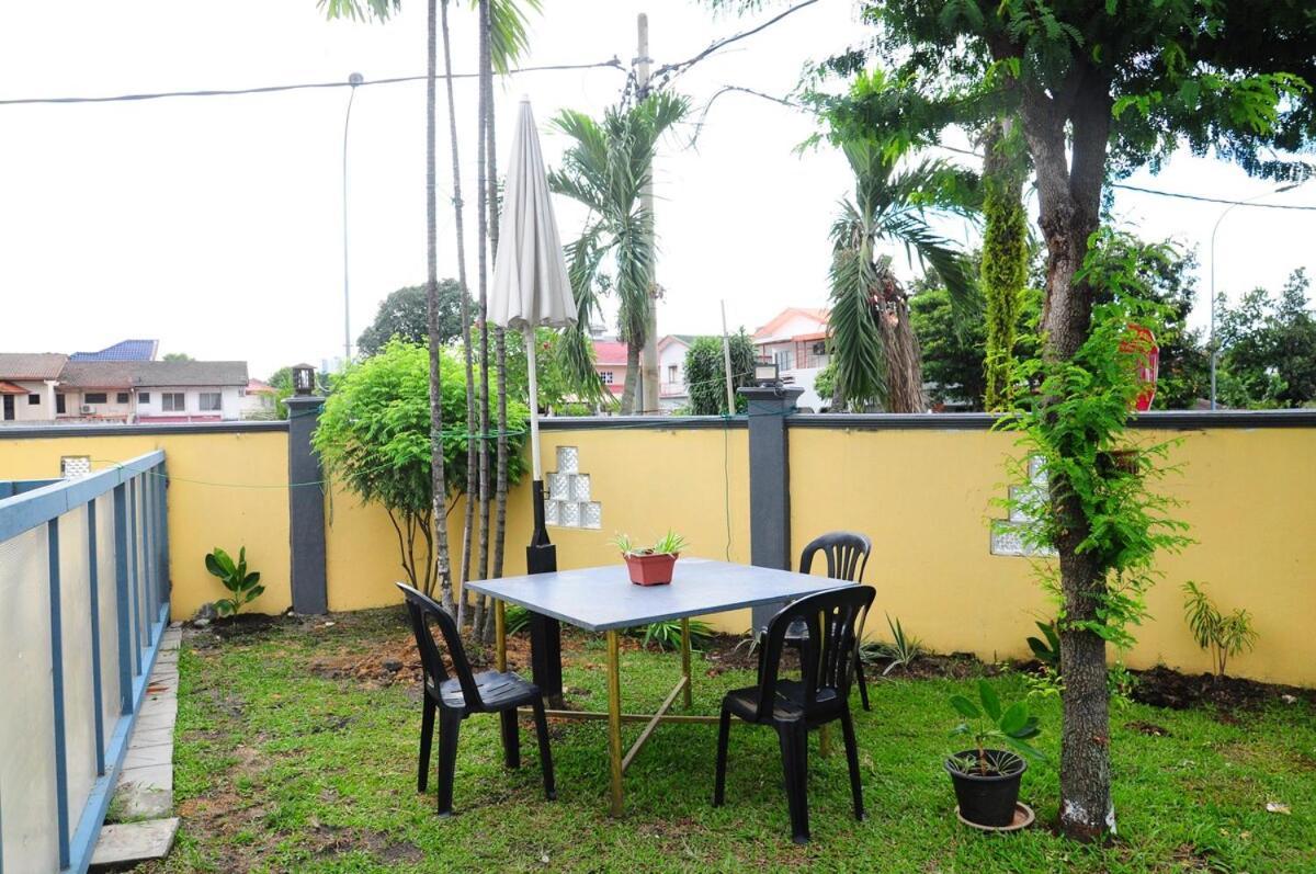 Grayhaus Spacious Bungalow & Garden Villa - Ss3 Petaling Jaya, Near Sunway - Stay Only No Events Zewnętrze zdjęcie